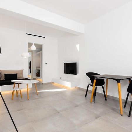 Serapias Suites Éxo Goniá エクステリア 写真